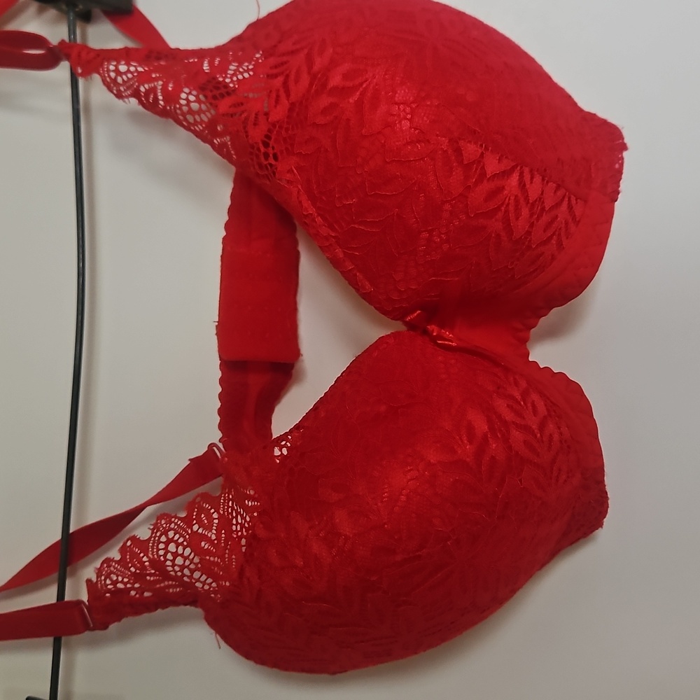 Womens Han Like New Red Bra.36/B.